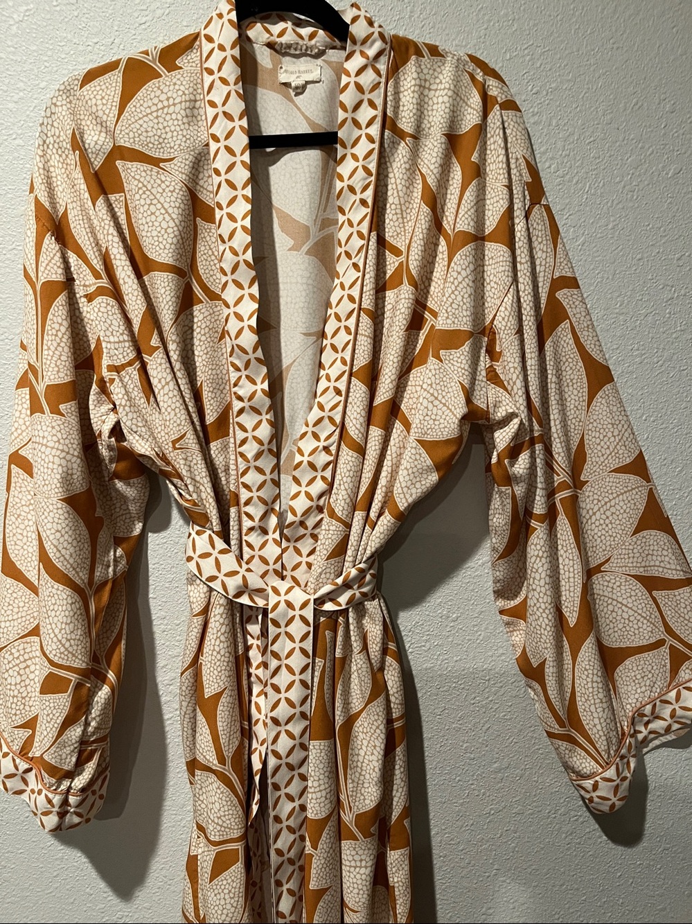 Cost Plus World Market Cream & Rust Botanical Rayon Robe
OS